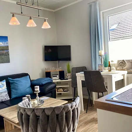 Apartment Haus Delphin 1 *
